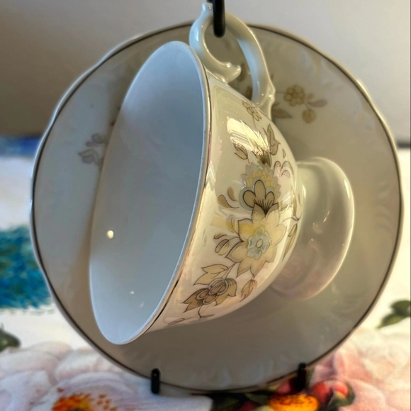 Schmidt Brazil Tea Cup and Saucer Flower Floral Design Made In Brazil - Picture 3 of 7